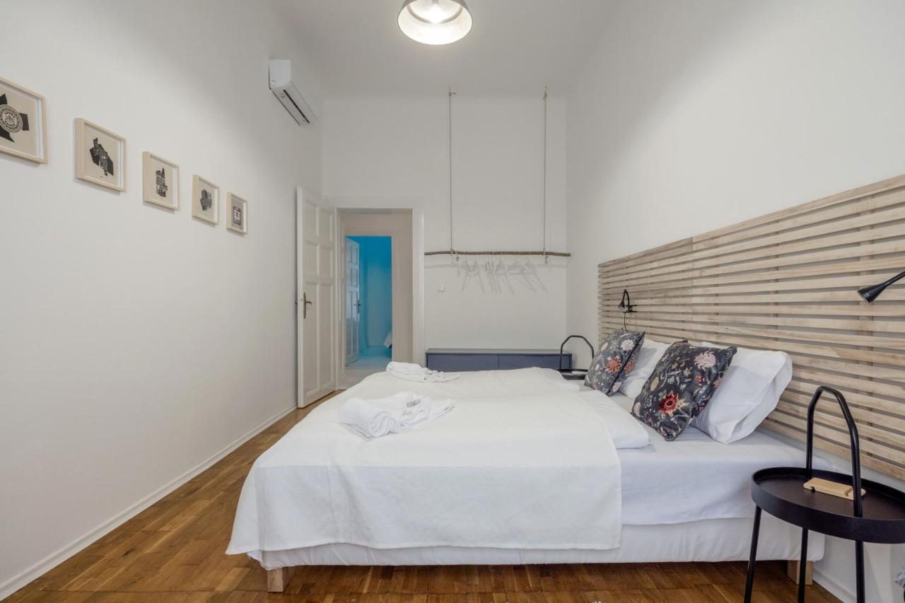 Sunshine Sprint Luxury Apartment Budapest Exteriör bild