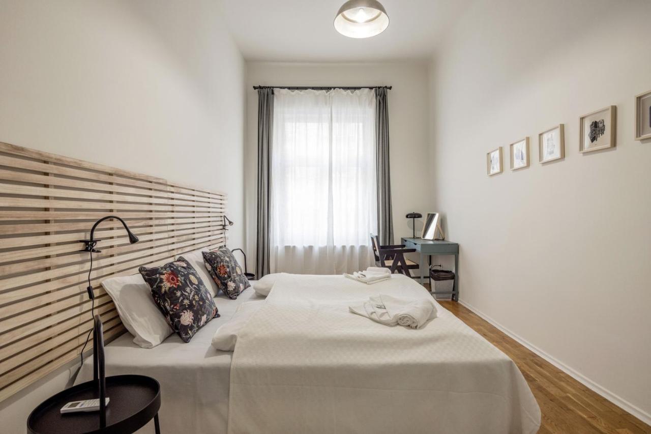 Sunshine Sprint Luxury Apartment Budapest Exteriör bild
